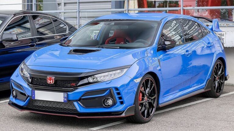 2022 Honda Civic Review, Pricing, and Specs