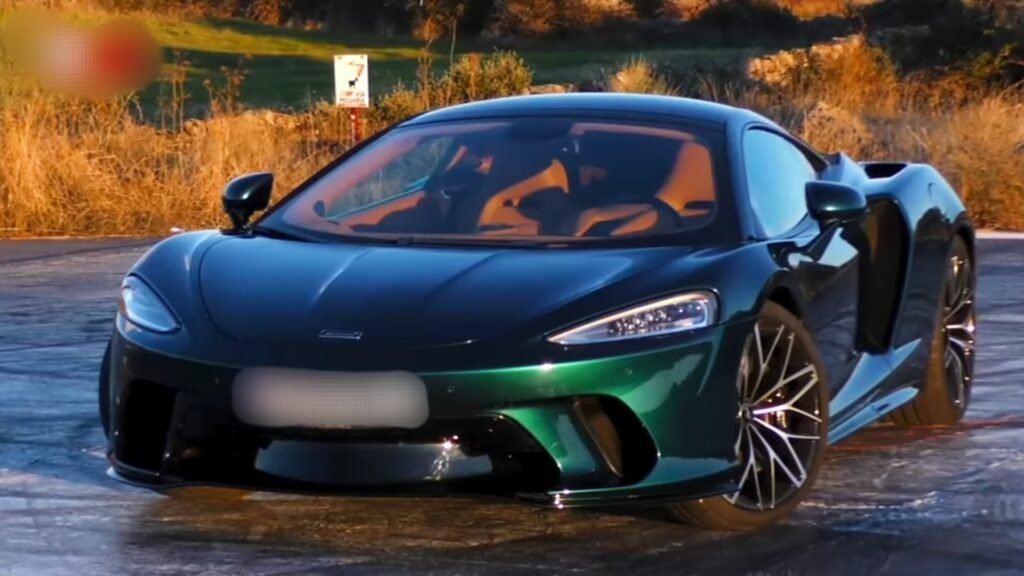 2022 Mclaren GT